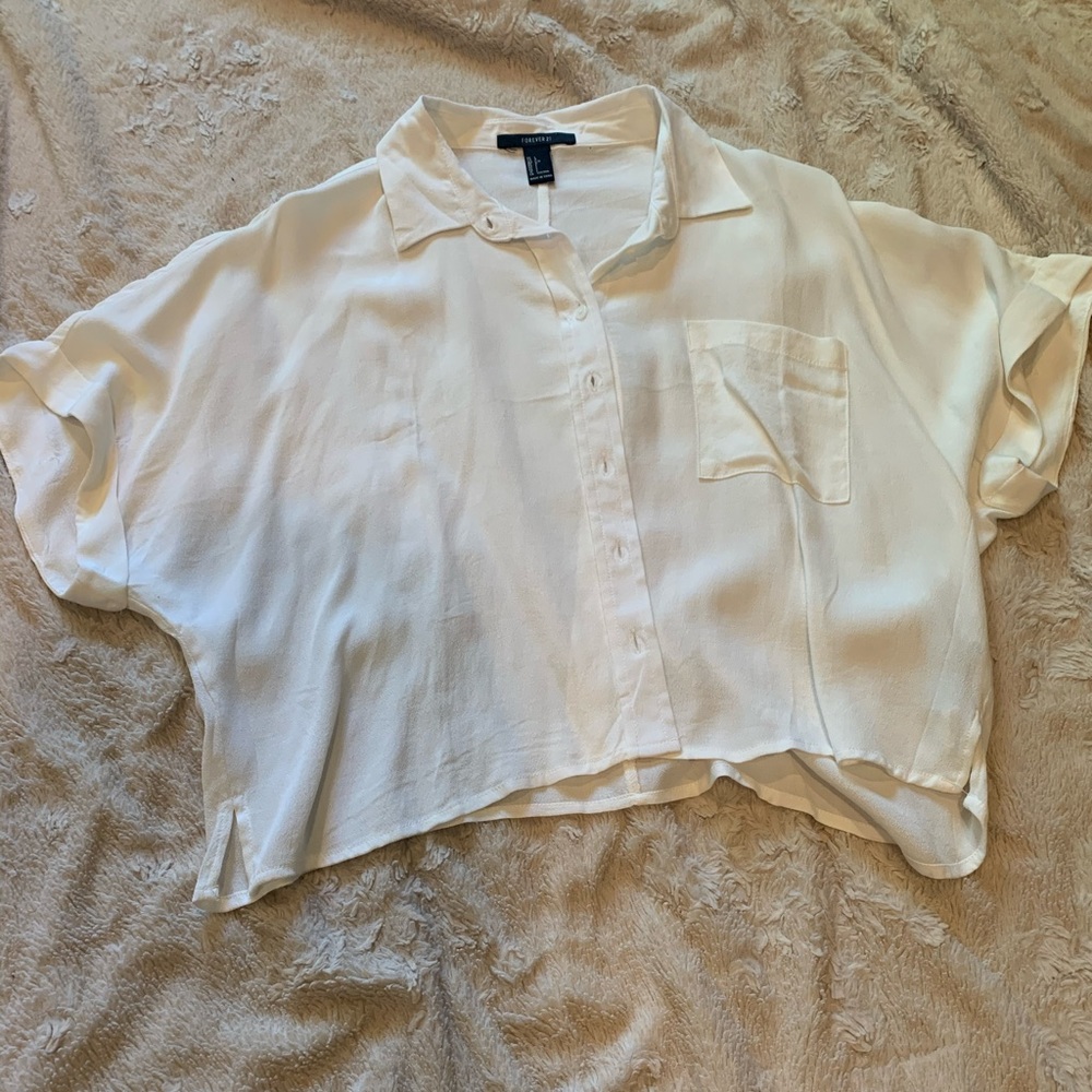 Cropped button-up